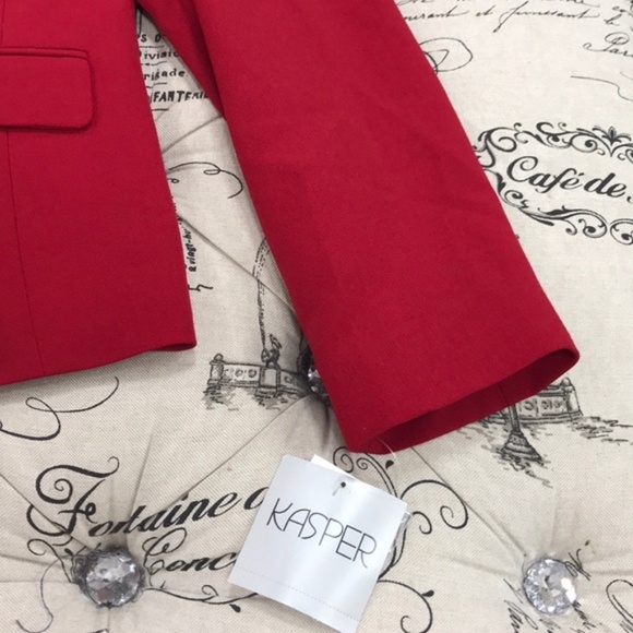 Kasper Notched-Lapel Blazer - Picture 8 of 9